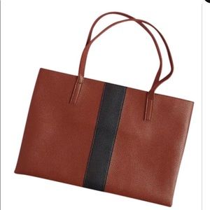 Vince Camuto tote bag